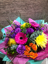 Load image into Gallery viewer, Valentine’s Florist Choice
