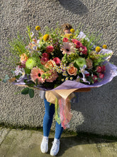 Load image into Gallery viewer, WOW Florist’s Choice
