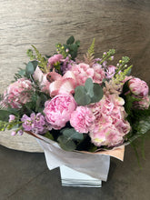 Load image into Gallery viewer, Florist Choice “Pinks”
