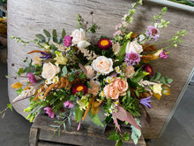 Load image into Gallery viewer, WOW Florist’s Choice
