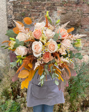 Load image into Gallery viewer, WOW Florist’s Choice
