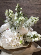 Load image into Gallery viewer, Neutral Florist Choice
